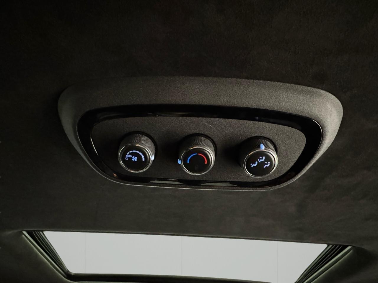 Dodge Durango Orange Sport AWD 2022