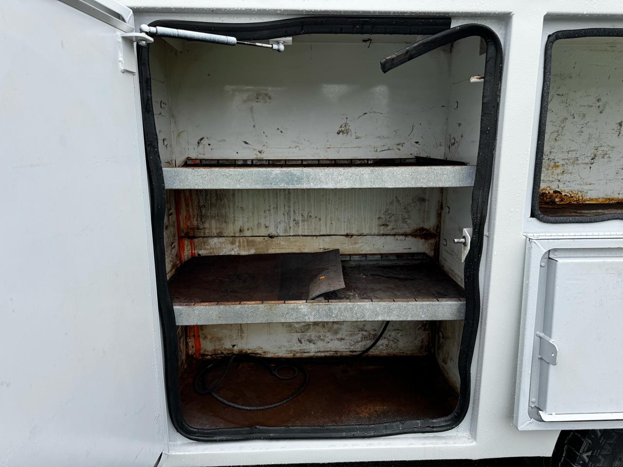 Ford Super Duty F-350 DRW Lariat 4WD Crew Cab 179" WB 60" CA 2019