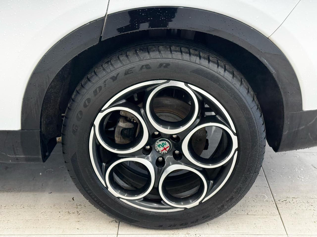 Alfa Romeo Tonale Ti EAWD 2024