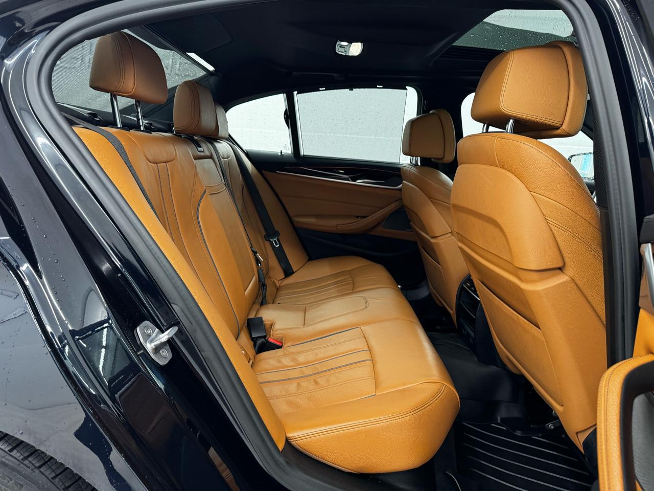 BMW 5 Series M550i xDrive Sedan 2018