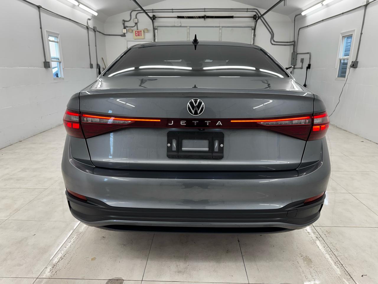 Volkswagen Jetta S Auto 2025