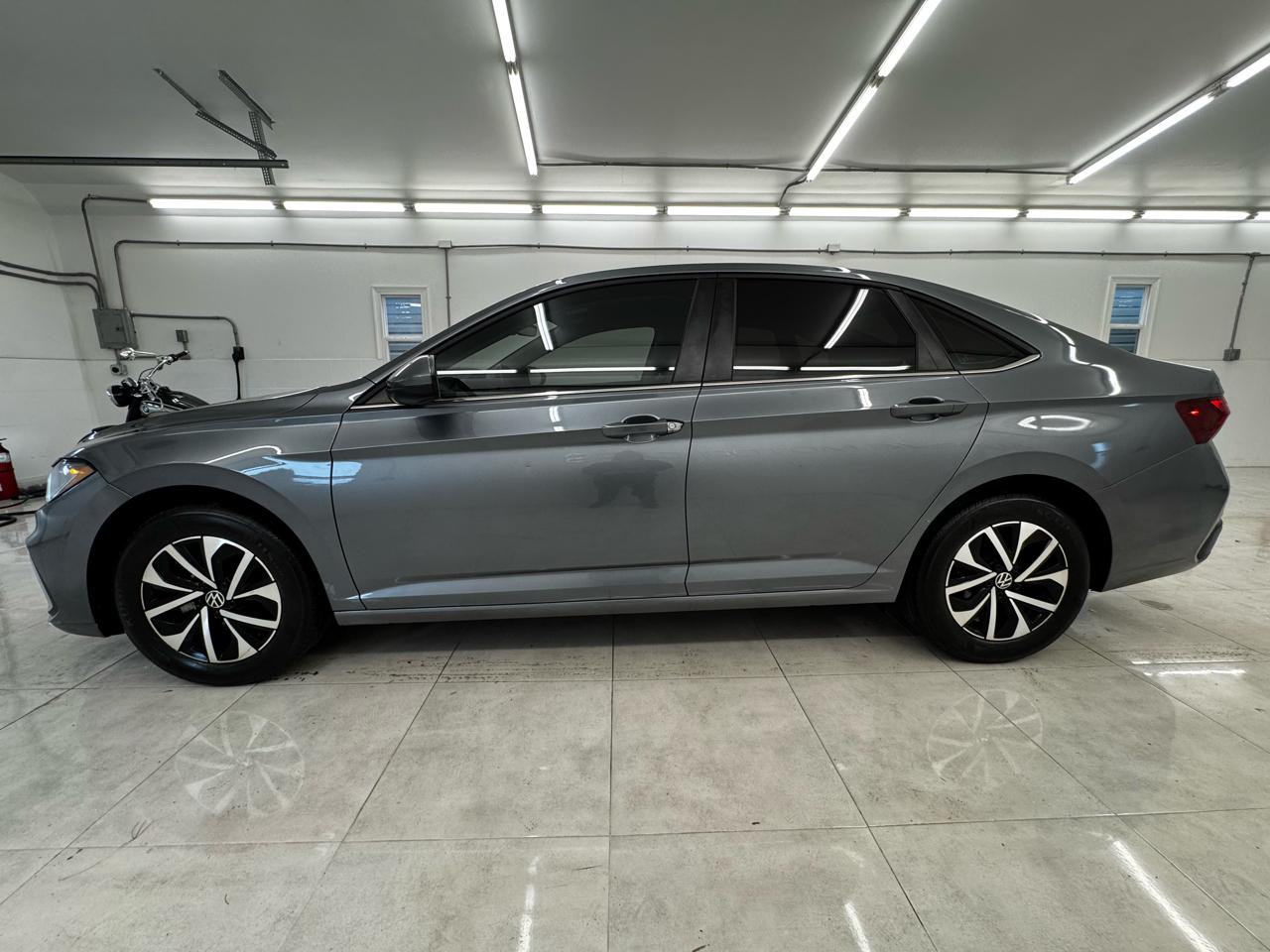 Volkswagen Jetta S Auto 2025