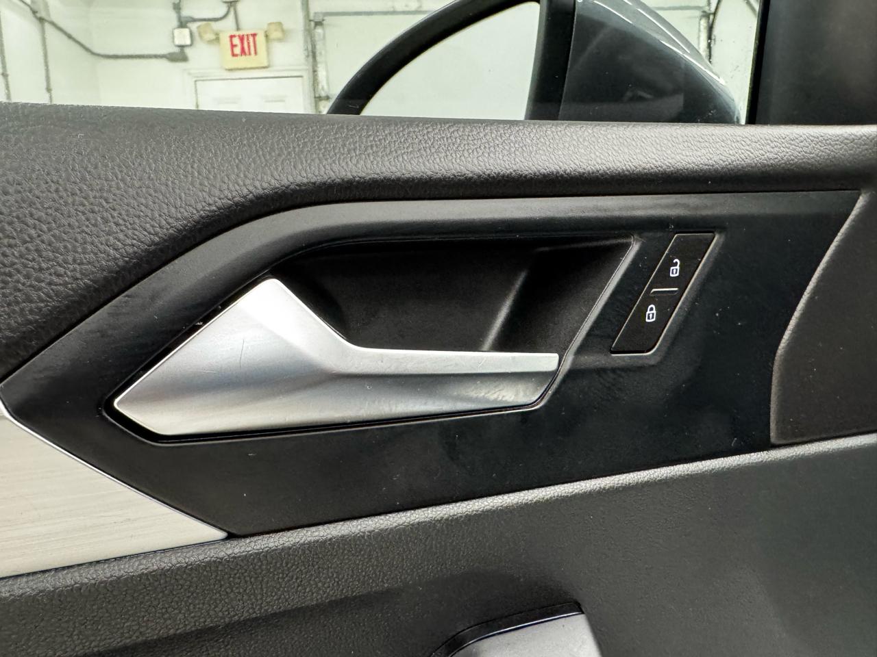 Volkswagen Jetta S Auto 2025