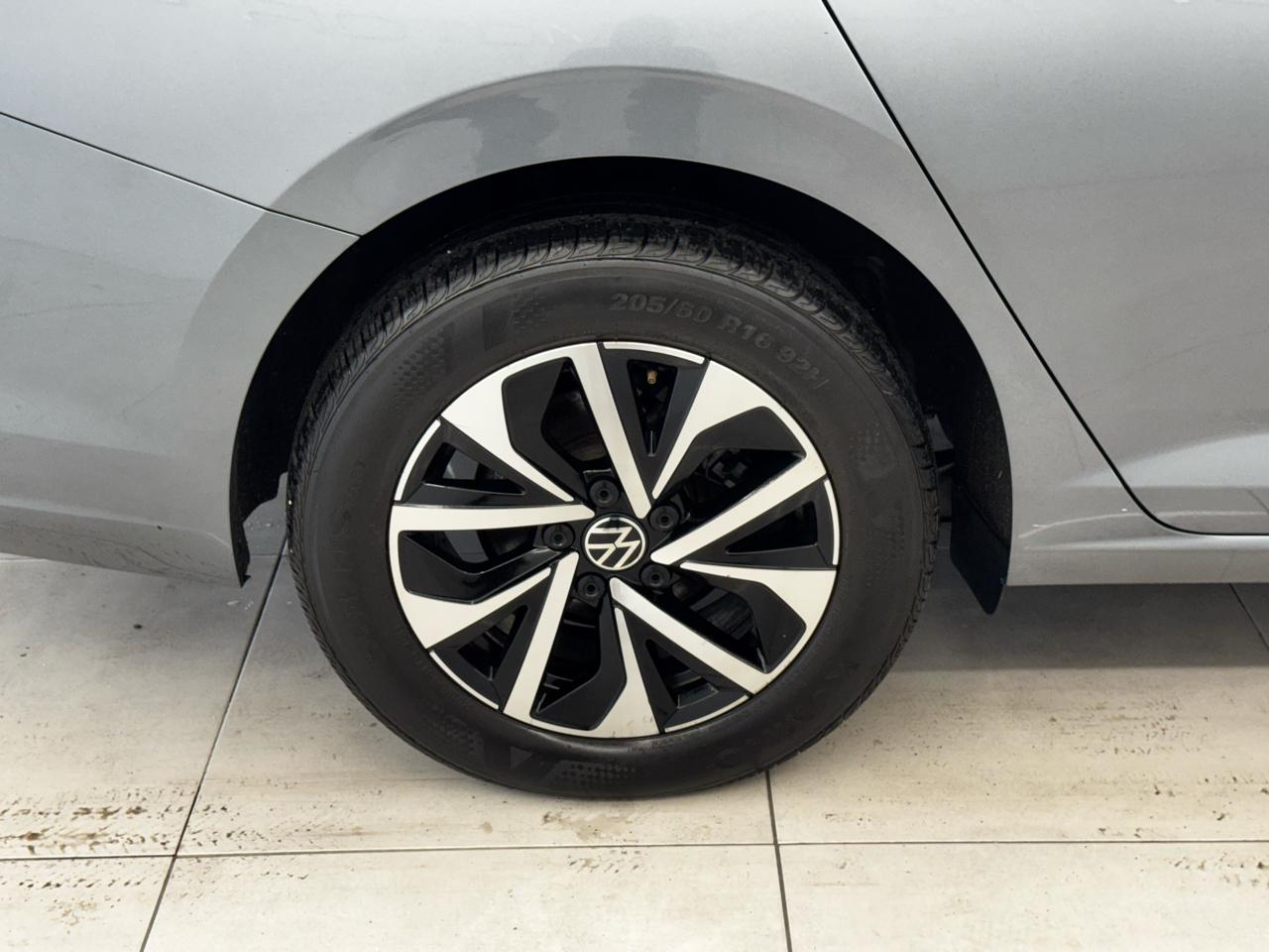 Volkswagen Jetta S Auto 2025