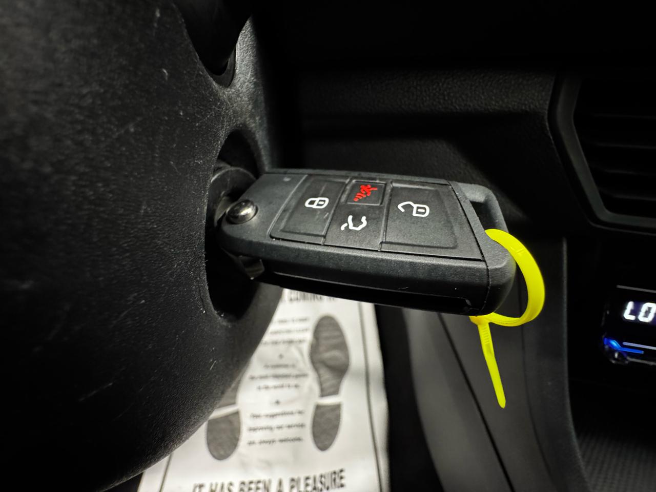 Volkswagen Jetta S Auto 2025