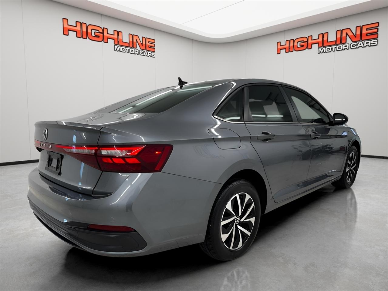 Volkswagen Jetta S Auto 2025