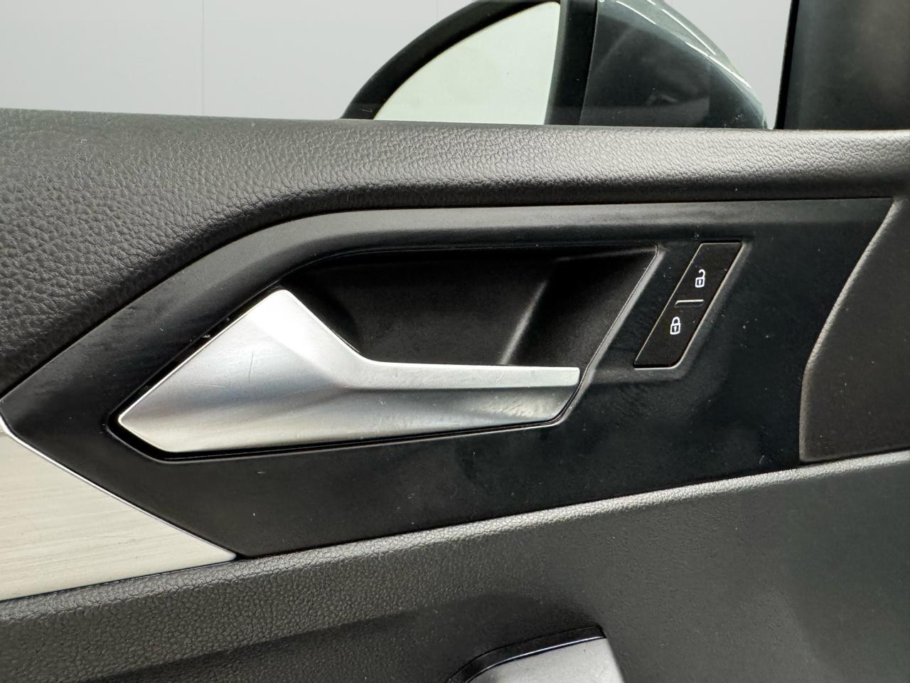 Volkswagen Jetta S Auto 2025