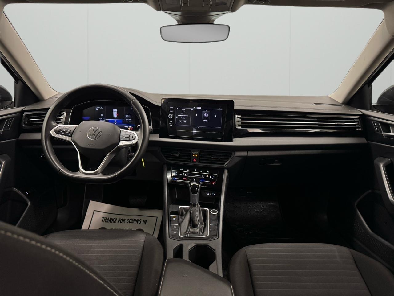 Volkswagen Jetta S Auto 2025