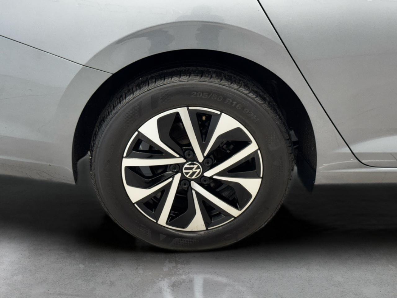 Volkswagen Jetta S Auto 2025