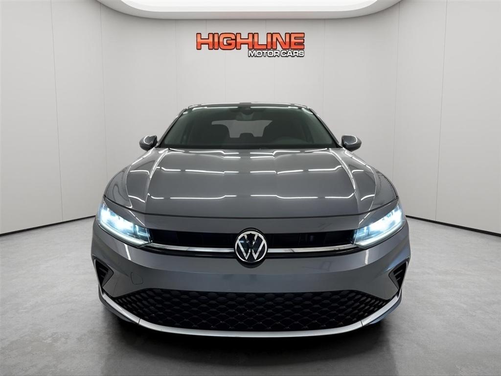 Volkswagen Jetta S Auto 2025