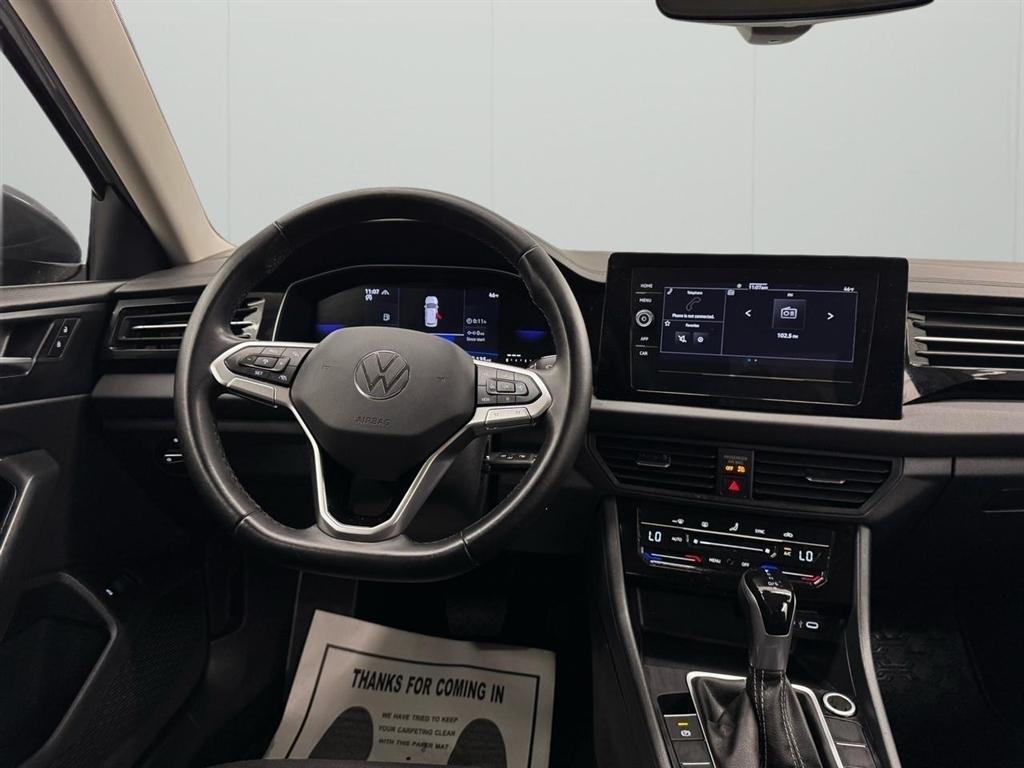 Volkswagen Jetta S Auto 2025
