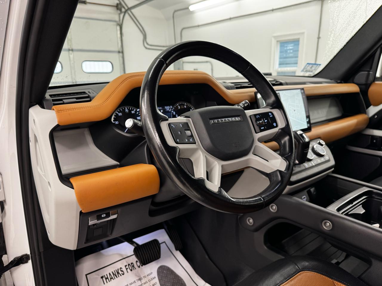 Land Rover Defender 110 X-Dynamic SE AWD 2023