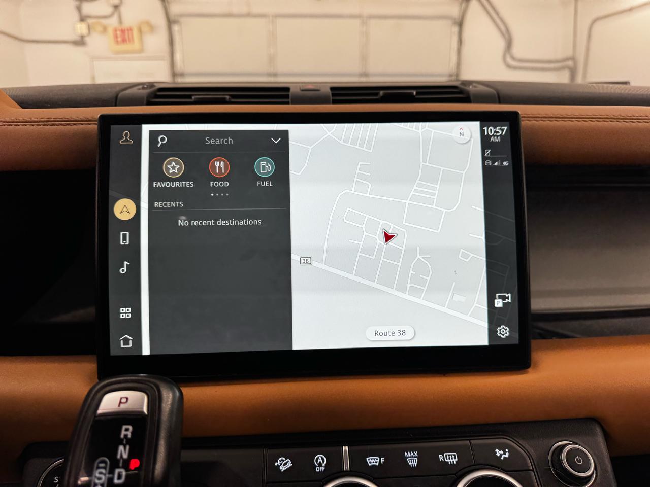 Land Rover Defender 110 X-Dynamic SE AWD 2023