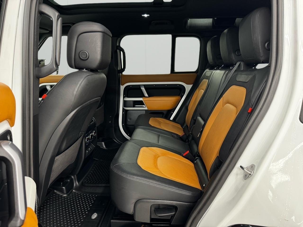 Land Rover Defender 110 X-Dynamic SE AWD 2023