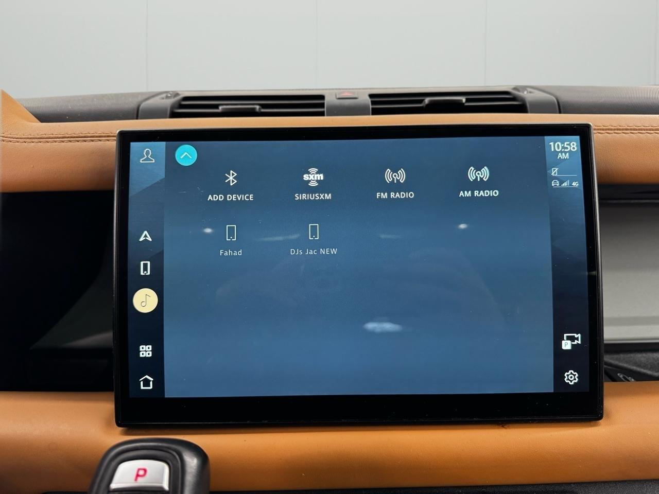 Land Rover Defender 110 X-Dynamic SE AWD 2023