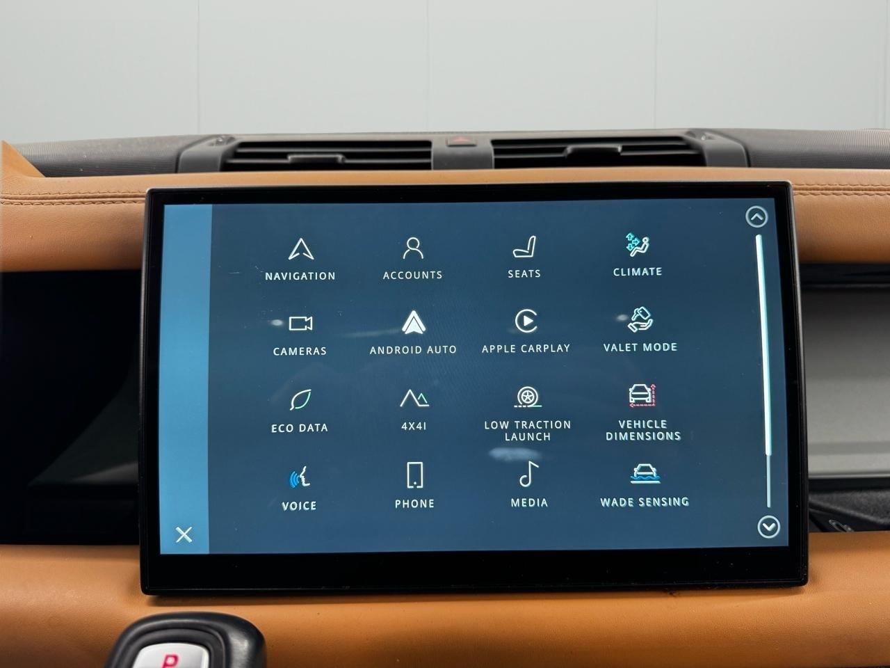 Land Rover Defender 110 X-Dynamic SE AWD 2023