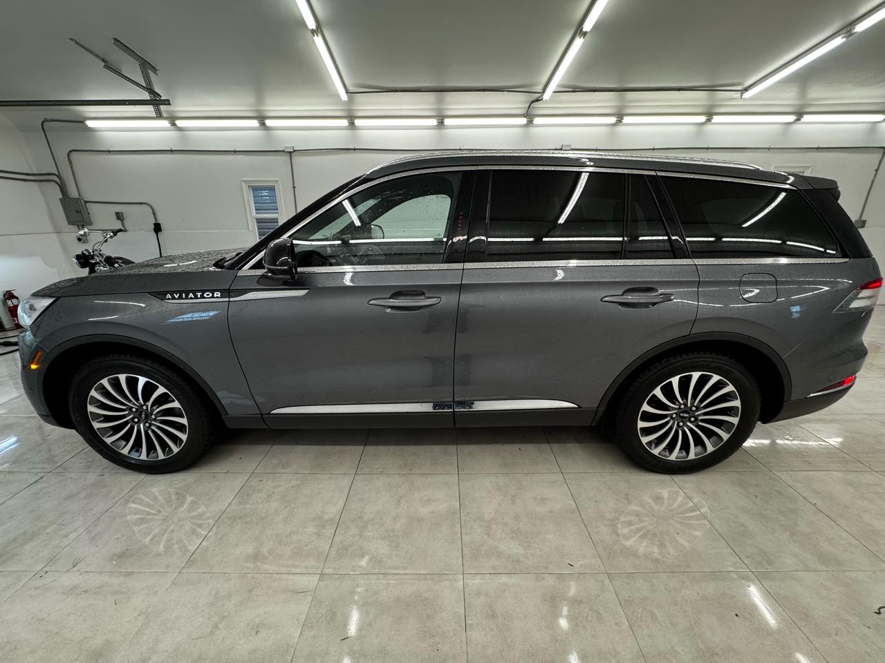 Lincoln Aviator Reserve AWD 2021