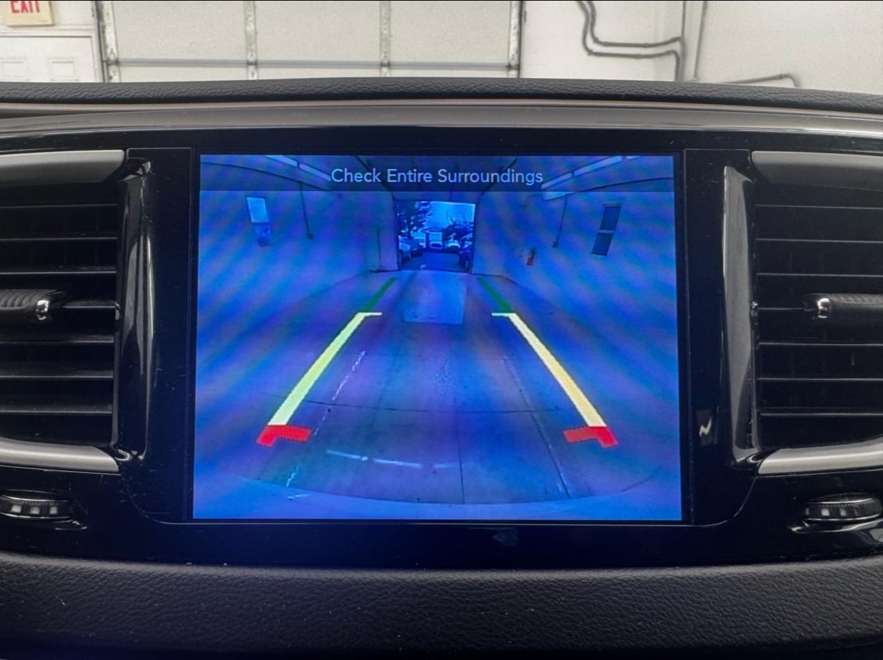 Chrysler Pacifica Touring-L FWD 2017