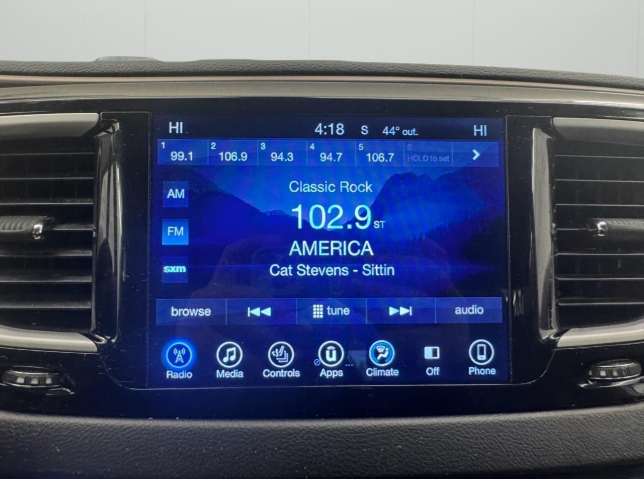 Chrysler Pacifica Touring-L FWD 2017