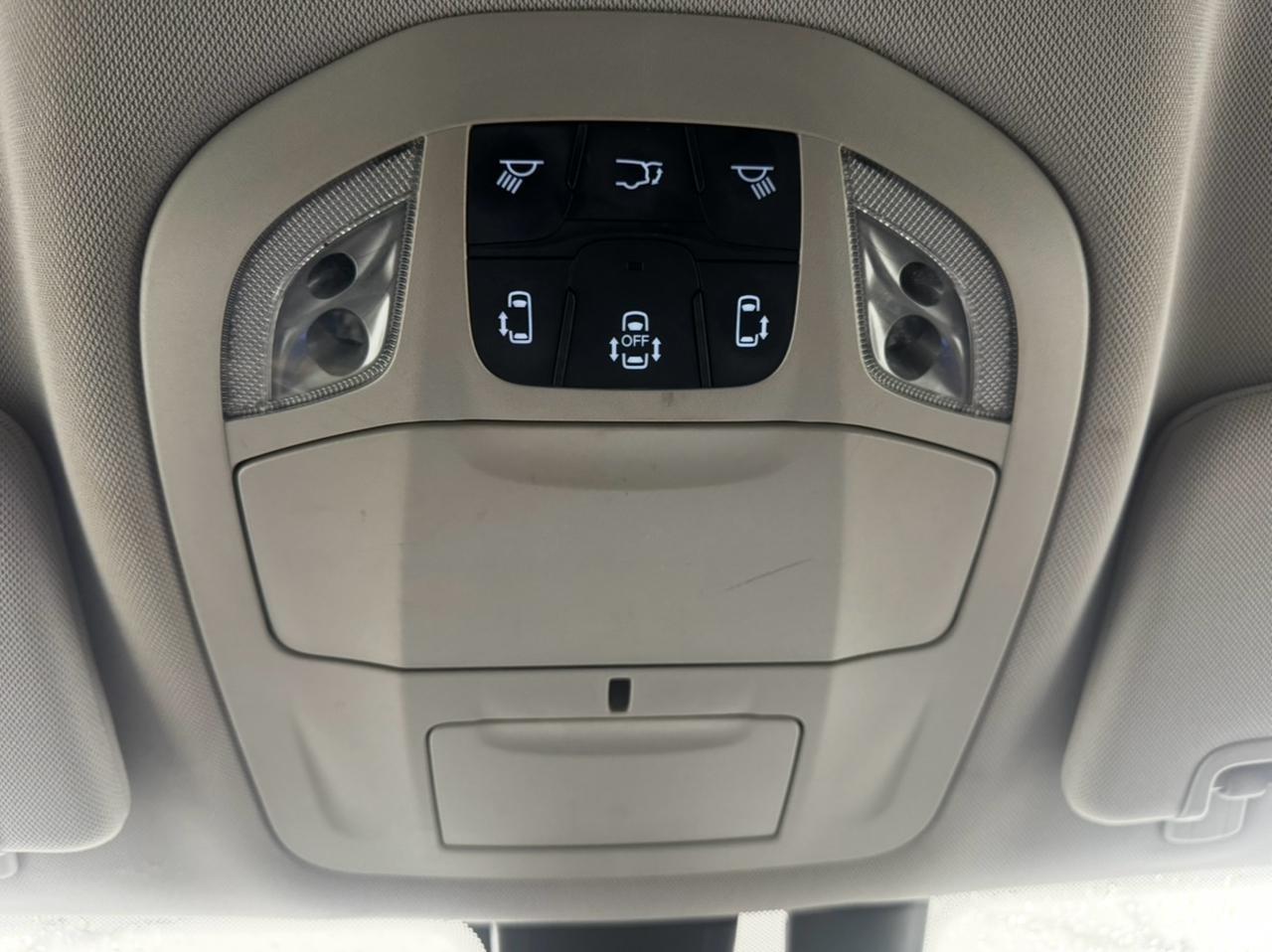 Chrysler Pacifica Touring-L FWD 2017