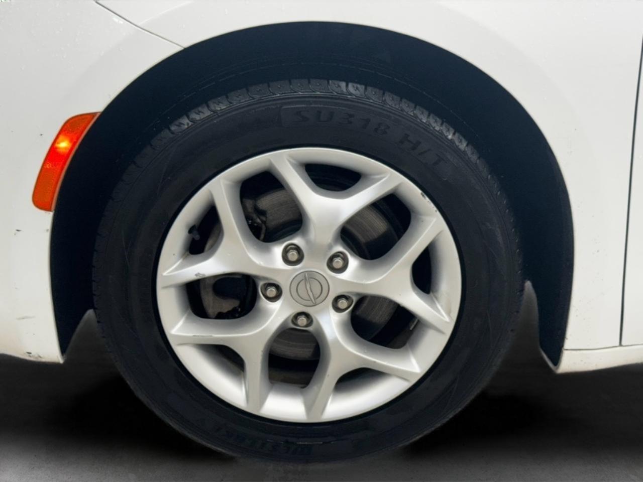 Chrysler Pacifica Touring-L FWD 2017