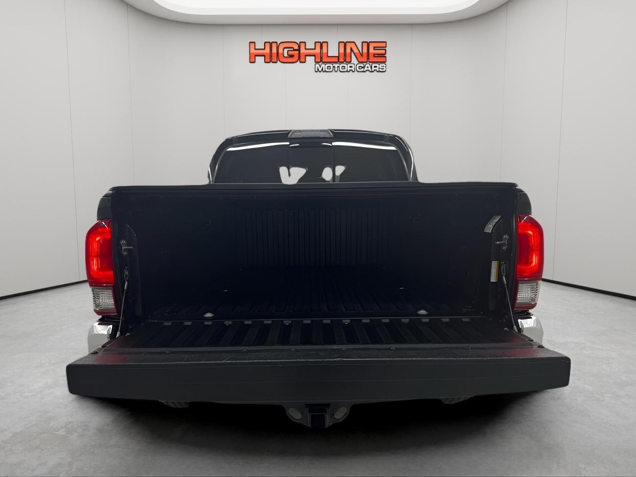 Toyota Tacoma 4WD TRD Off Road Double Cab 5' Bed V6 MT (Natl) 2023