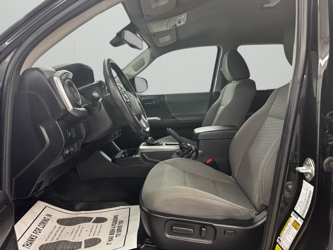 Toyota Tacoma 4WD TRD Off Road Double Cab 5' Bed V6 MT (Natl) 2023