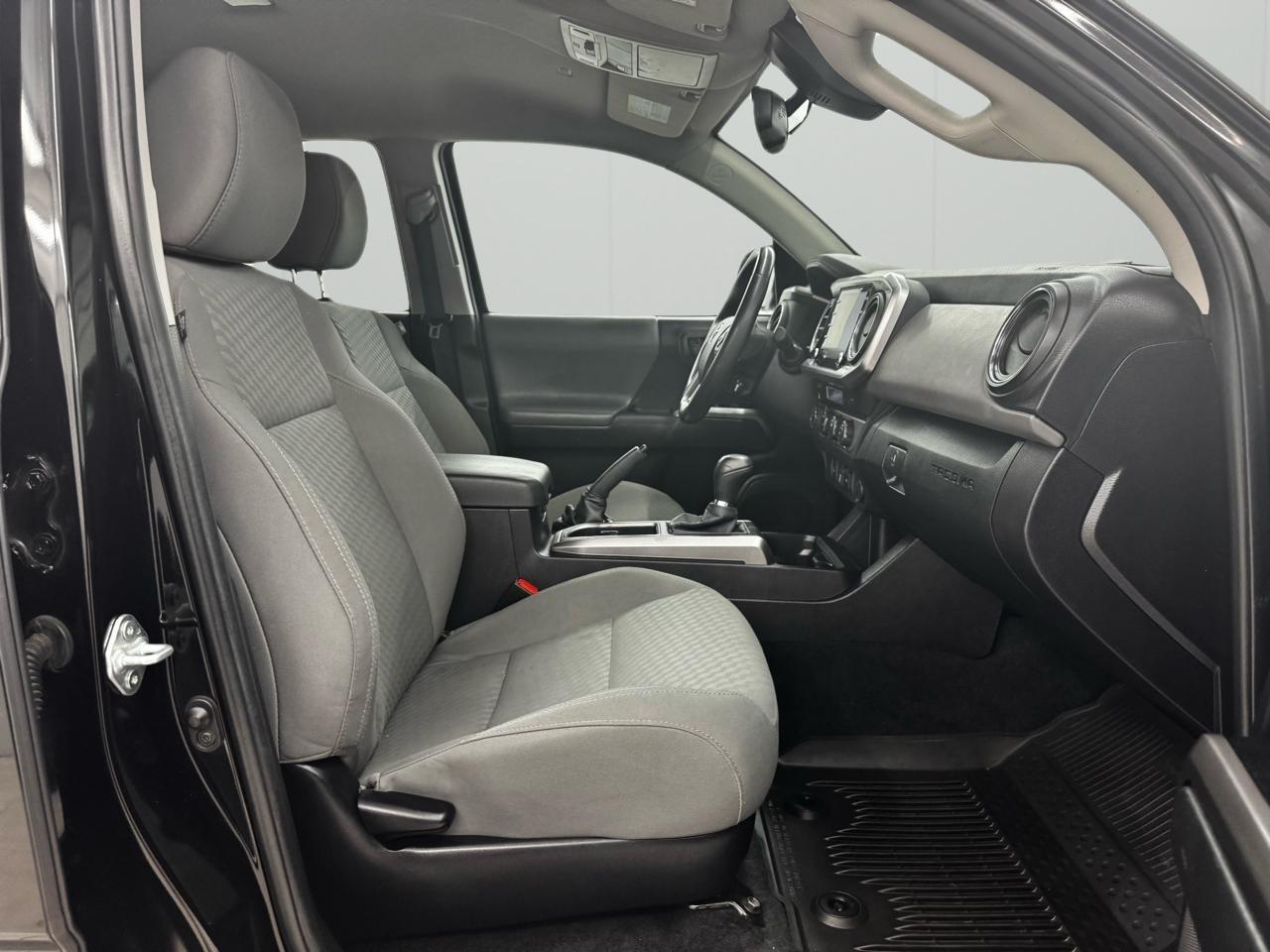 Toyota Tacoma 4WD TRD Off Road Double Cab 5' Bed V6 MT (Natl) 2023