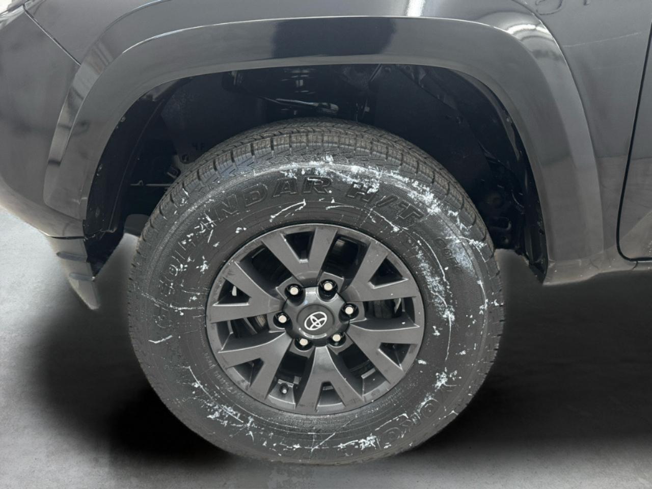 Toyota Tacoma 4WD TRD Off Road Double Cab 5' Bed V6 MT (Natl) 2023