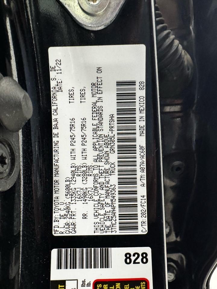 Toyota Tacoma 4WD TRD Off Road Double Cab 5' Bed V6 MT (Natl) 2023