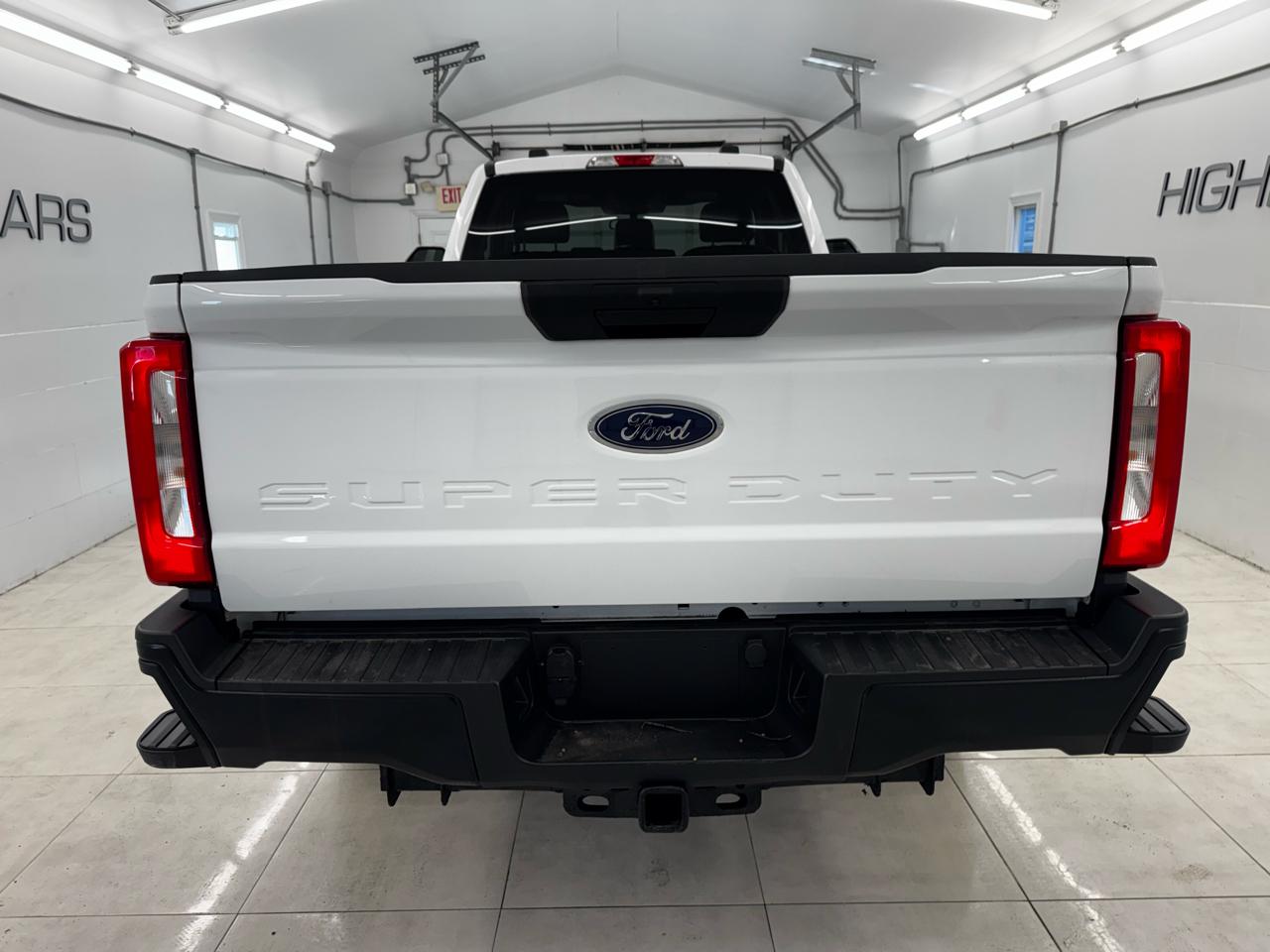 Ford Super Duty F-250 SRW XLT 2WD Reg Cab 8' Box 2020