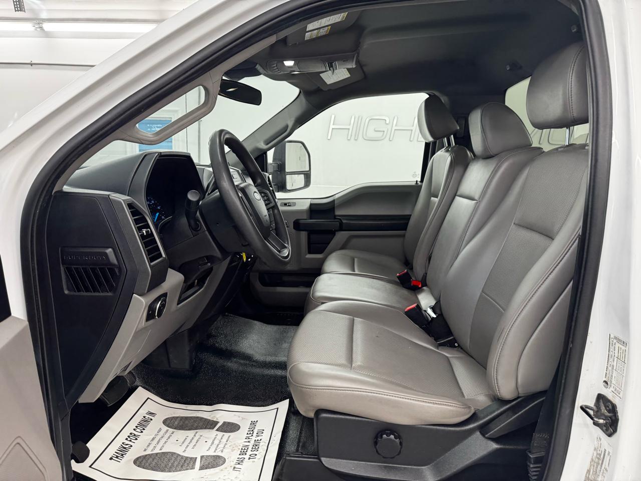 Ford Super Duty F-250 SRW XLT 2WD Reg Cab 8' Box 2020