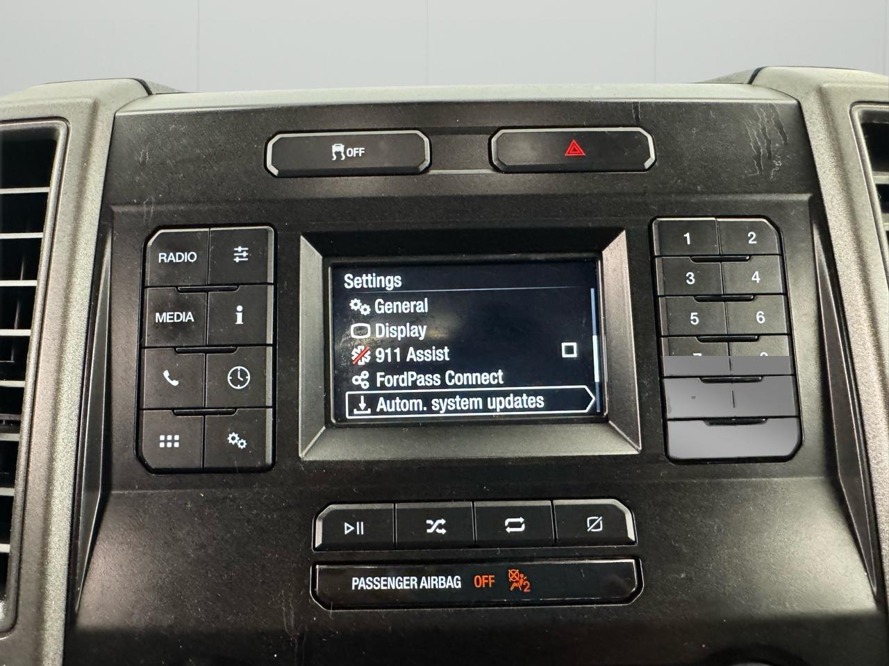 Ford Super Duty F-250 SRW XL 2WD Reg Cab 8' Box 2020