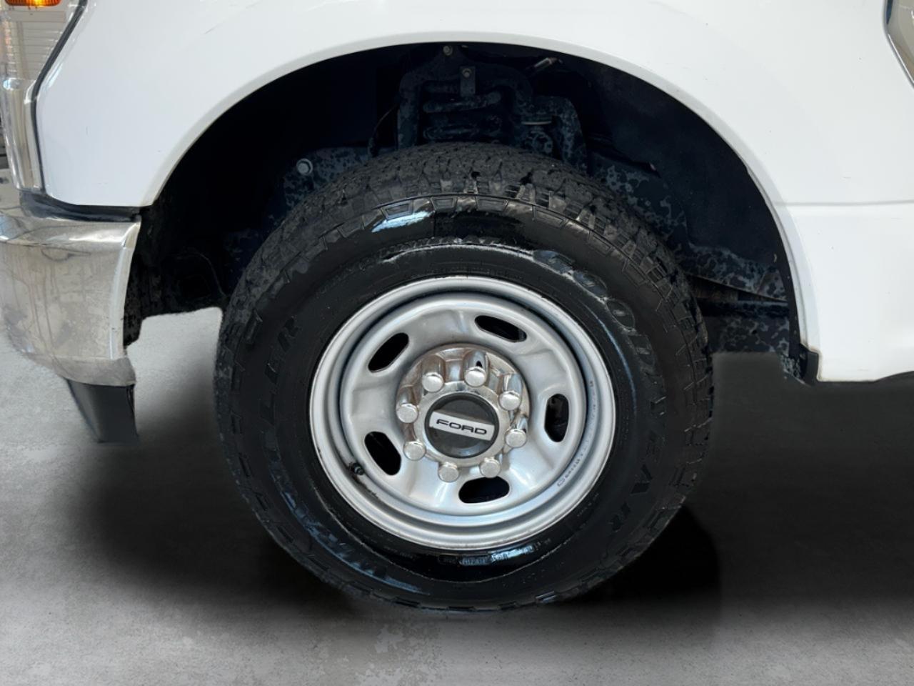 Ford Super Duty F-250 SRW XL 2WD Reg Cab 8' Box 2020