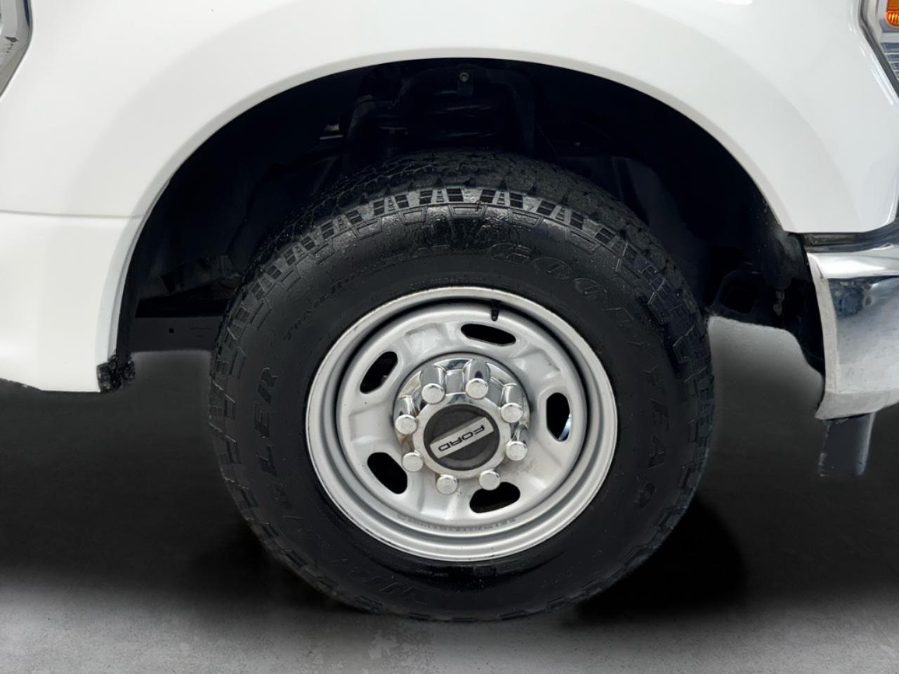 Ford Super Duty F-250 SRW XL 2WD Reg Cab 8' Box 2020