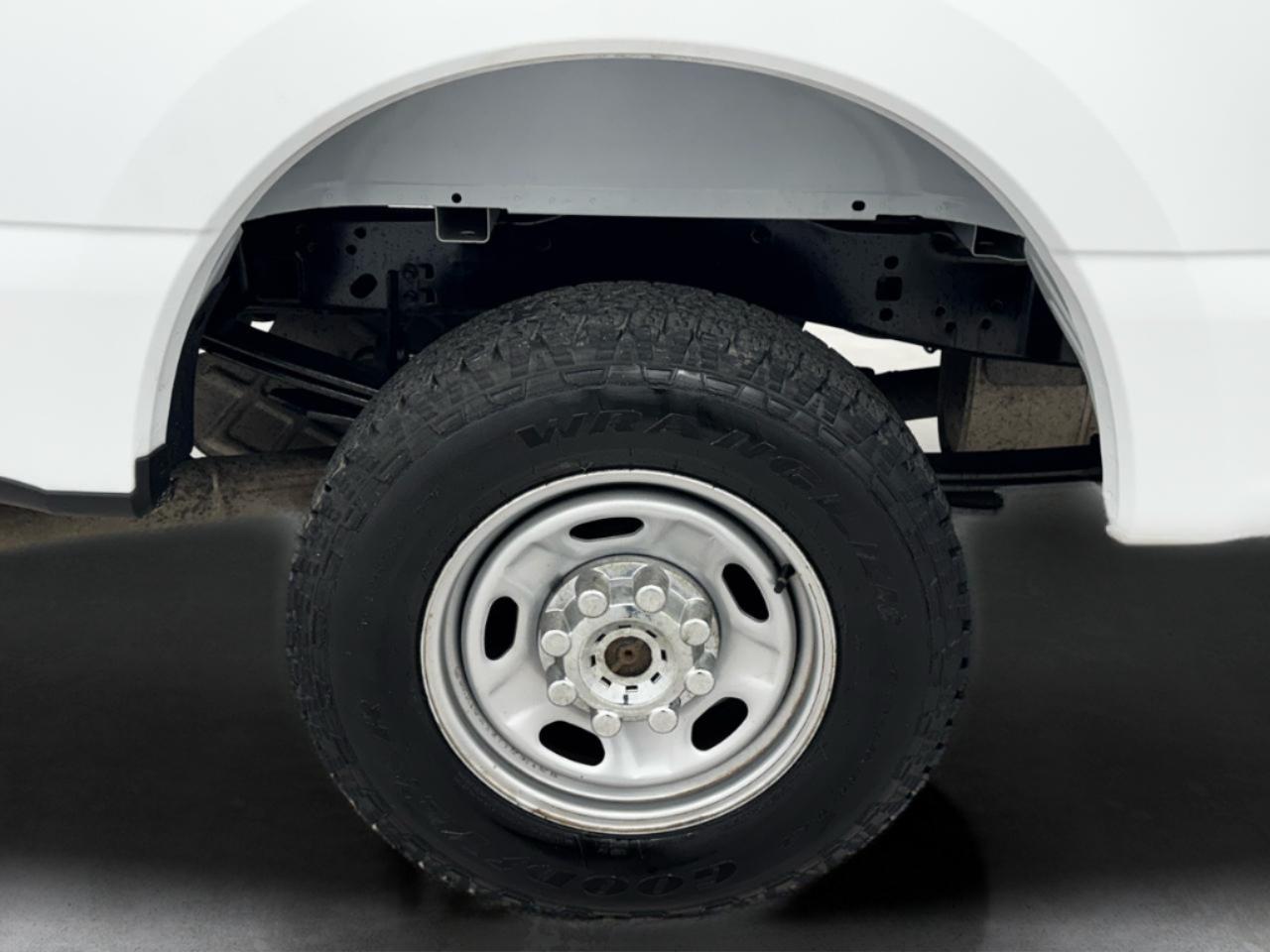 Ford Super Duty F-250 SRW XL 2WD Reg Cab 8' Box 2020