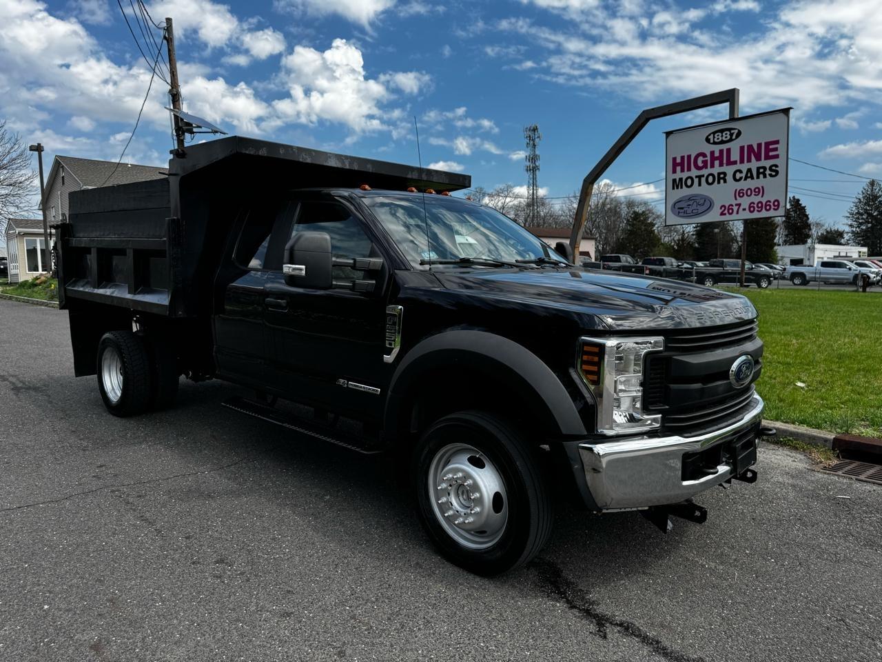 Ford Super Duty F-550 DRW Lariat 4WD SuperCab 168" WB 60" CA 2019