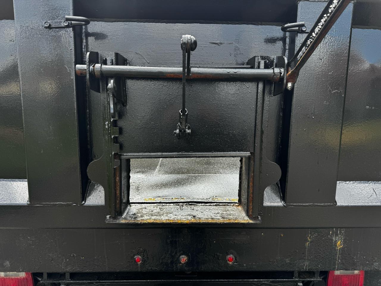 Ford Super Duty F-550 DRW Lariat 4WD SuperCab 168" WB 60" CA 2019