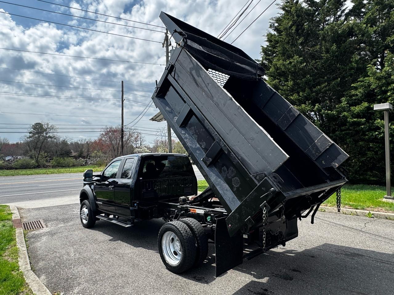 Ford Super Duty F-550 DRW Lariat 4WD SuperCab 168" WB 60" CA 2019