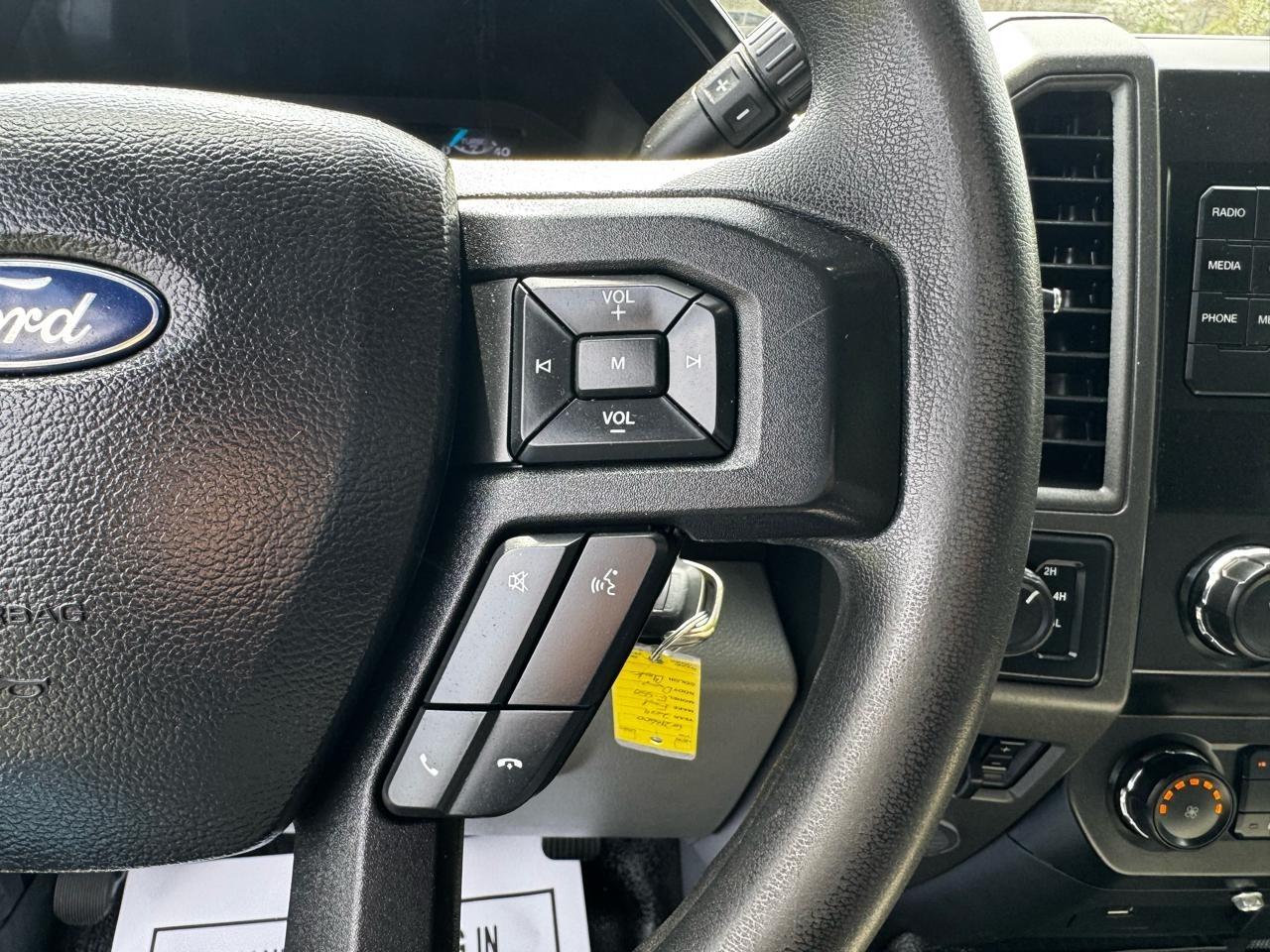 Ford Super Duty F-550 DRW Lariat 4WD SuperCab 168" WB 60" CA 2019