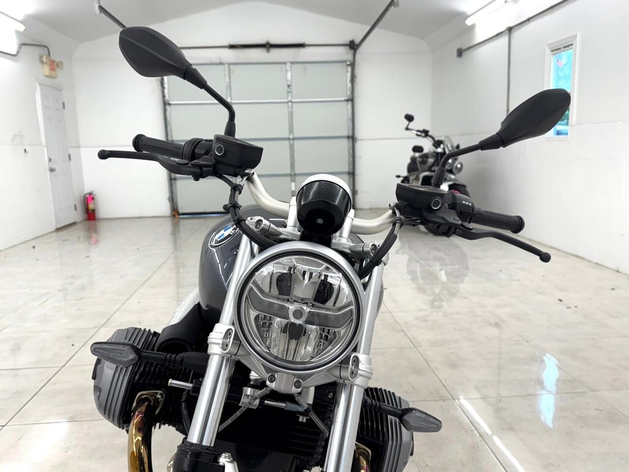 BMW R Nine T Pure  2023