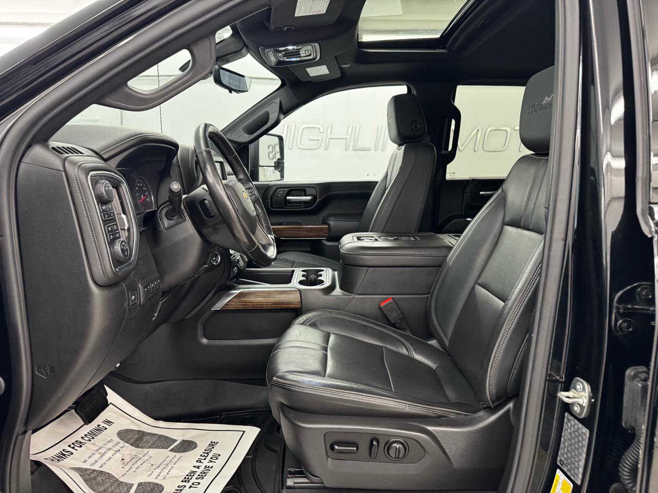 Chevrolet Silverado 2500HD 4WD Crew Cab 159" High Country 2020