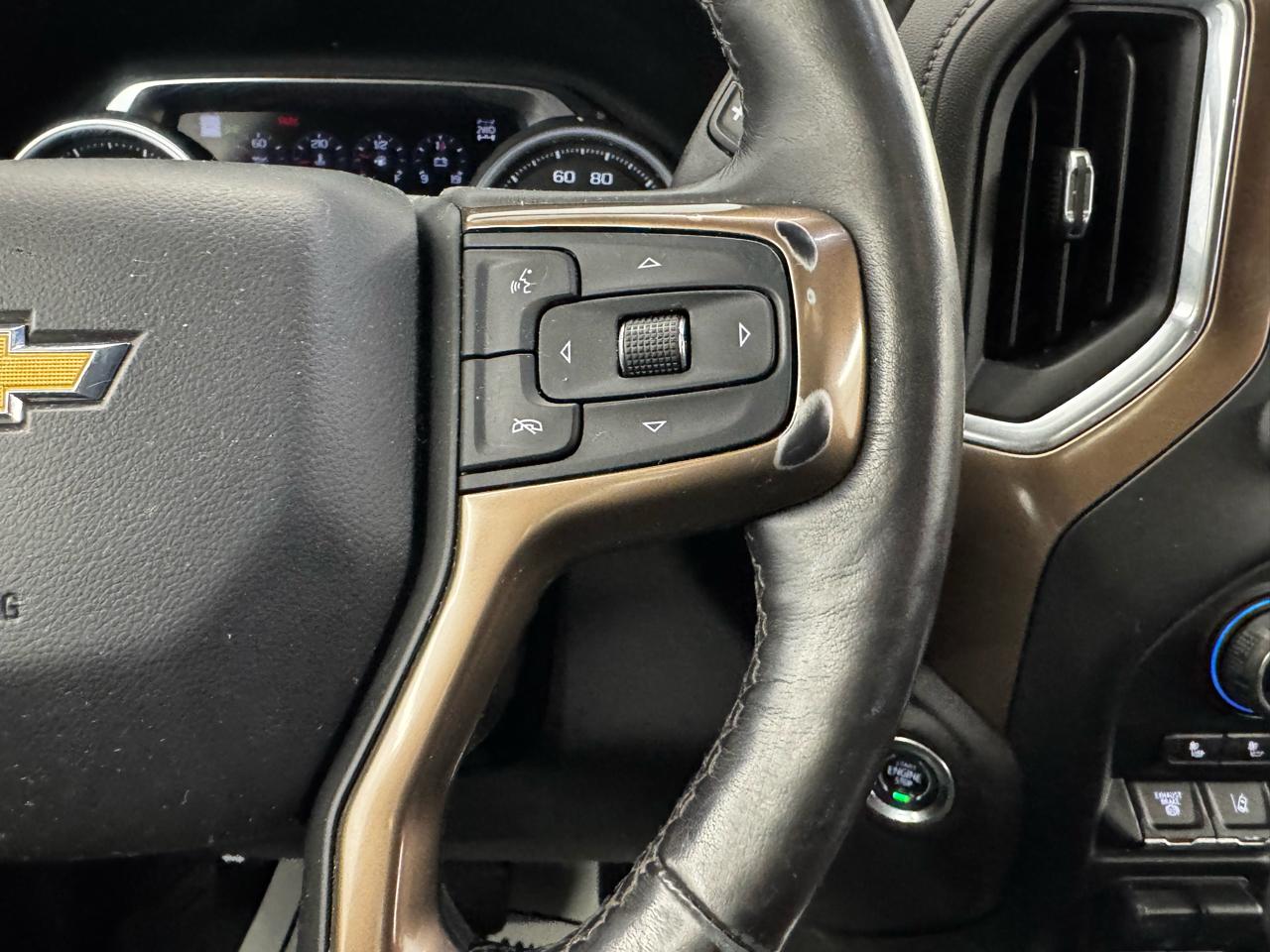 Chevrolet Silverado 2500HD 4WD Crew Cab 159" High Country 2020