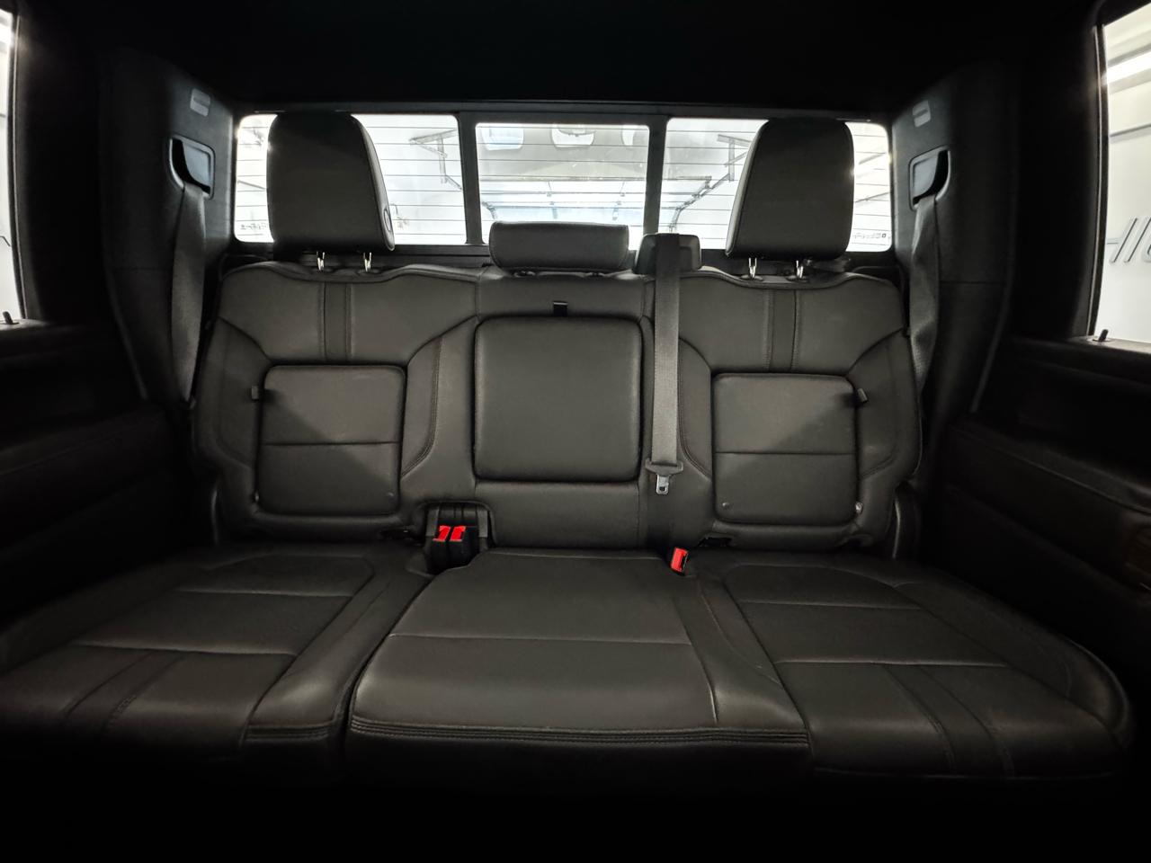 Chevrolet Silverado 2500HD 4WD Crew Cab 159" High Country 2020