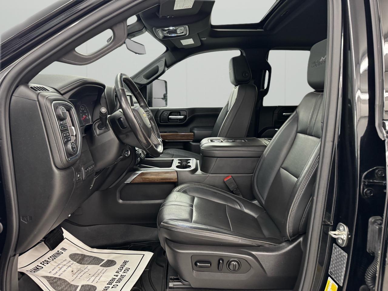 Chevrolet Silverado 2500HD 4WD Crew Cab 159" High Country 2020