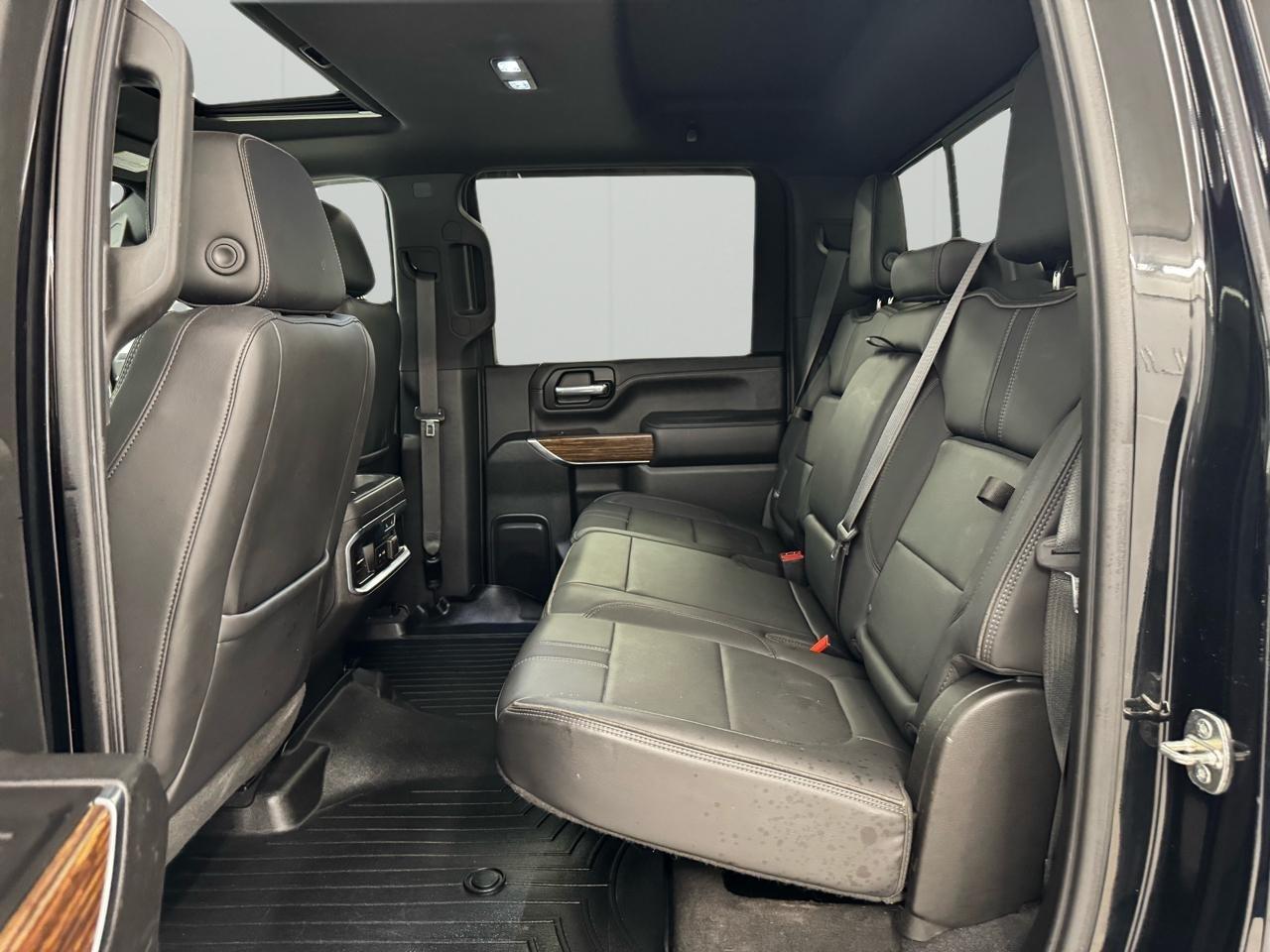 Chevrolet Silverado 2500HD 4WD Crew Cab 159" High Country 2020