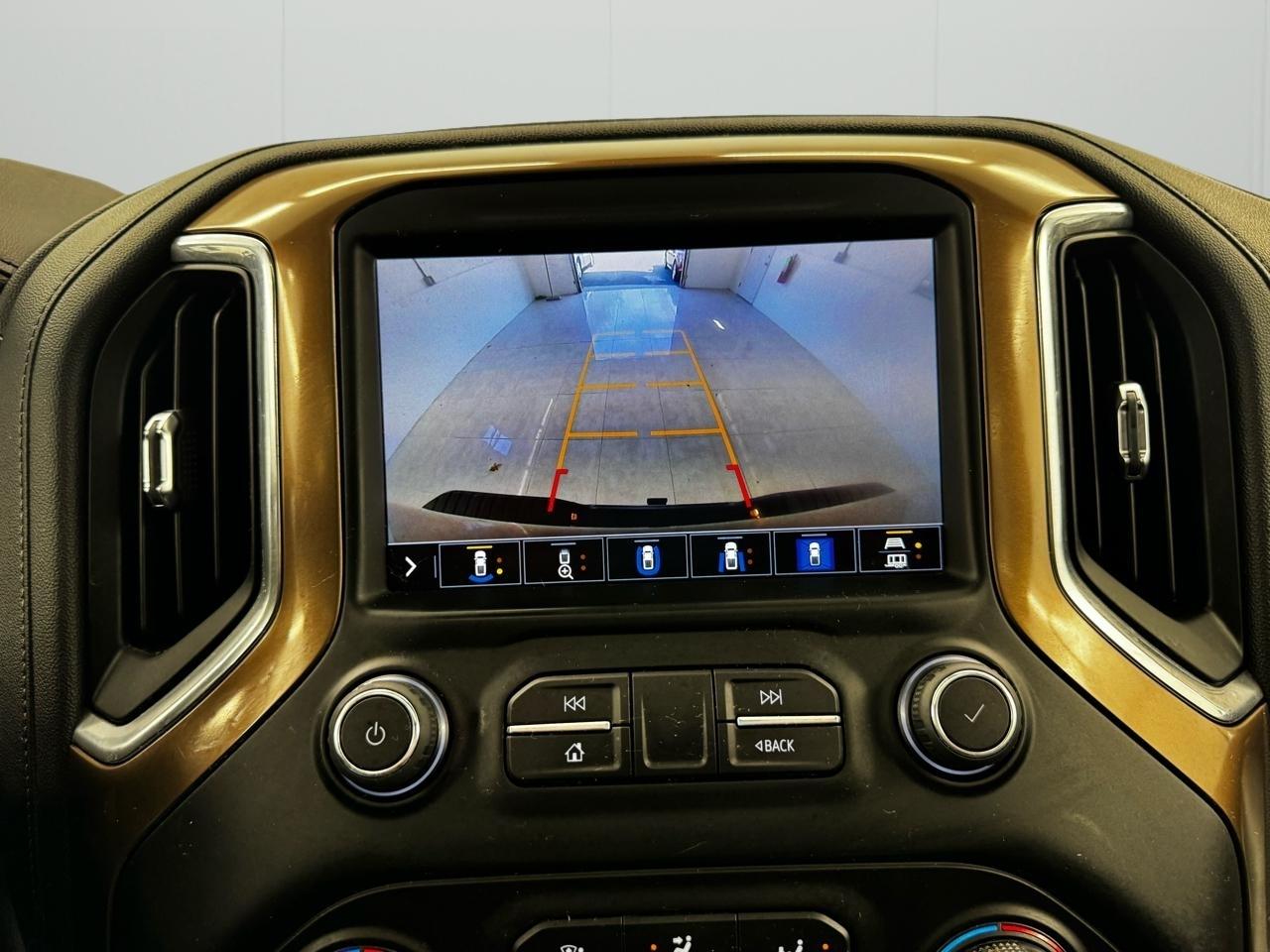 Chevrolet Silverado 2500HD 4WD Crew Cab 159" High Country 2020