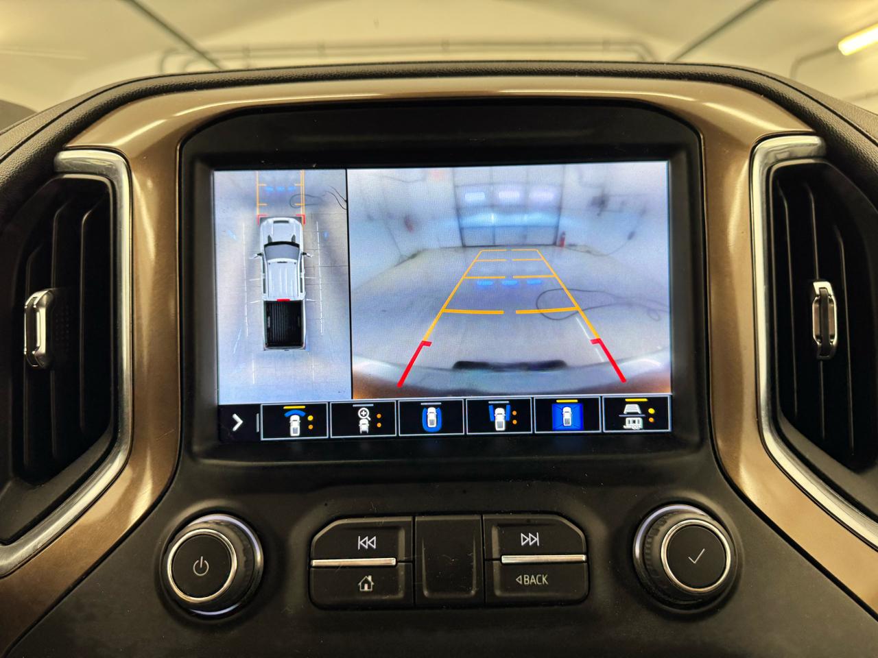 Chevrolet Silverado 2500HD 4WD Crew Cab 159" High Country 2020