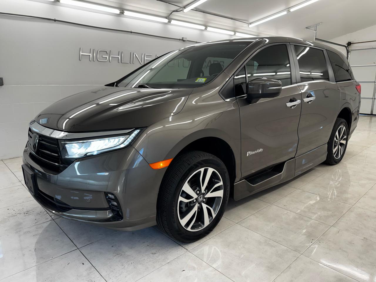 Honda Odyssey Touring Auto 2022