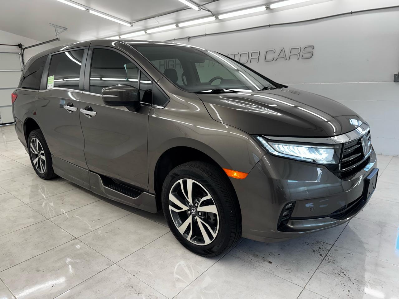 Honda Odyssey Touring Auto 2022